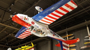 Photo of N1114V - De Havilland Canada DHC-1B-2 Chipmunk operated by EAA Experimental Aircraft Association