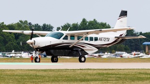 Photo of N672TA - Cessna 208 Caravan 675 operated by Textron Aviation