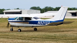 Photo of N52132 - Cessna 177RG Cardinal RG operated by Private