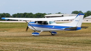 Photo of N13540 - Cessna 172M Skyhawk operated by Private