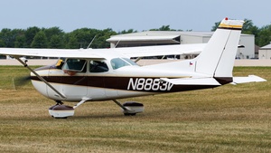 Photo of N8883V - Cessna 172M Skyhawk operated by Private