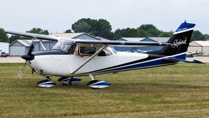 Photo of N2538U - Cessna 172D Skyhawk operated by Private