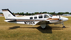 Photo of N721CV - Beechcraft 58 Baron operated by Private