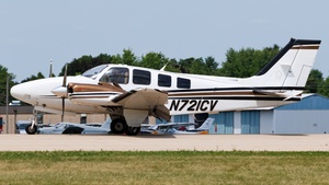 Photo of N721CV - Beechcraft 58 Baron operated by Private