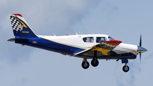 Photo of N6533P - Piper PA-24-250 Comanche operated by Private
