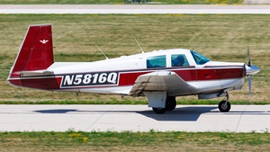 Photo of N5816Q - Mooney M20C Mark 21 operated by Private