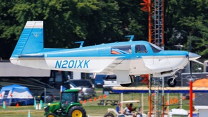 Photo of N201XK - Mooney M20J 201 operated by Private