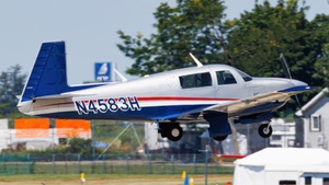 Photo of N4583H - Mooney M20J 201 operated by Private