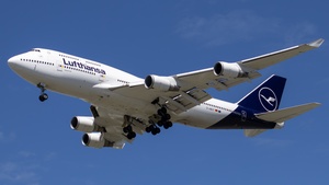 Photo of D-ABVY - Boeing 747-430 operated by Lufthansa