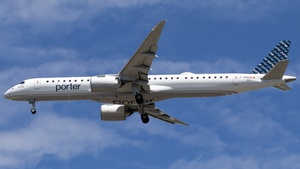 Photo of C-GKQS - Embraer ERJ-195-E2 operated by Porter Airlines