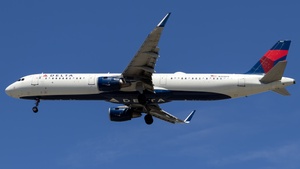 Photo of N301DV - Airbus A321-211 operated by Delta Air Lines