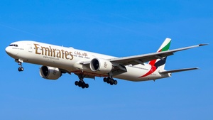 Photo of A6-ECQ - Boeing 777-31H(ER) operated by Emirates