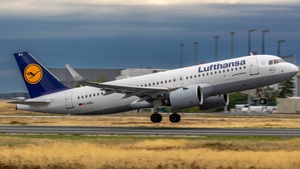 Photo of D-AINJ - Airbus A320-271N operated by Lufthansa