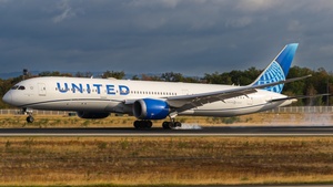 Photo of N19986 - Boeing 787-9 Dreamliner operated by United Airlines