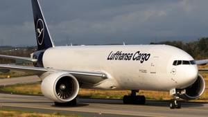 Photo of D-ALFK - Boeing 777-FBT operated by Lufthansa Cargo