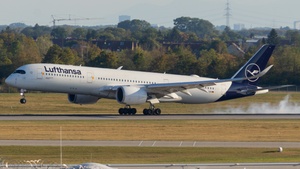 Photo of D-AIXM - Airbus A350-941 operated by Lufthansa