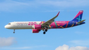 Photo of 9H-WMR - Airbus A321-271NX operated by Wizz Air Malta