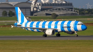 Photo of D-AICI - Airbus A320-212 operated by Condor