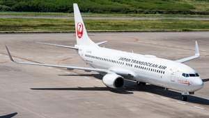 Photo of JA348J - Boeing 737-846 operated by Japan TransOcean Air