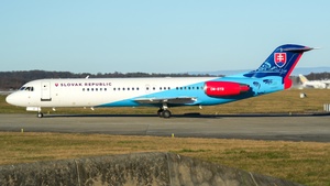 Photo of OM-BYB - Fokker 100 operated by Government of Slovakia