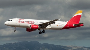 Photo of EC-LAA - Airbus A320-214 operated by Iberia Express