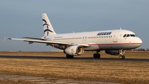 Photo of SX-DVT - Airbus A320-232 operated by Aegean Airlines