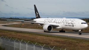 Photo with serial 31679 - Boeing 777-224(ER)