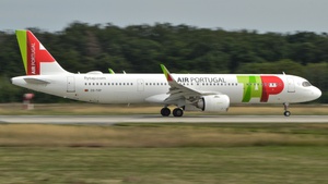 Photo of CS-TXF - Airbus A321-251NX operated by TAP Air Portugal