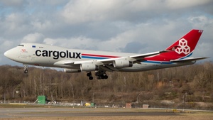 Photo of LX-RCV - Boeing 747-4R7F operated by Cargolux
