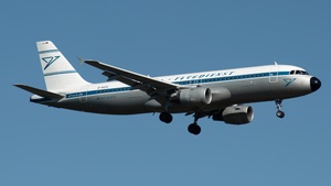 Photo of D-AICH - Airbus A320-212 operated by Condor