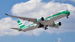 Photo of B-LRJ - Airbus A350-941 operated by Cathay Pacific Airways