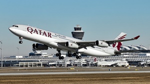 Photo of A7-AAH - Airbus A340-313 operated by Qatar Amiri Flight