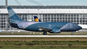 Photo of LY-FLT - Boeing 737-522 operated by KlasJet