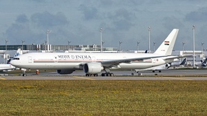 Photo of K7066 - Boeing 777-337(ER) operated by Government of India