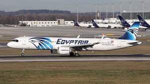Photo of SU-GFR - Airbus A321-251NX operated by Egyptair