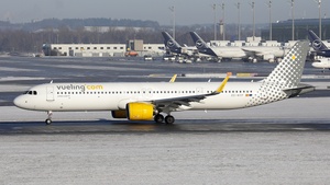 Photo of EC-NYF - Airbus A321-271NX operated by Vueling