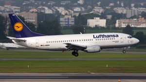 Photo of D-ABXN - Boeing 737-330 operated by Lufthansa