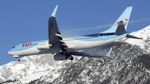 Photo of G-TUKV - Boeing 737-8K5 operated by TUI Airways