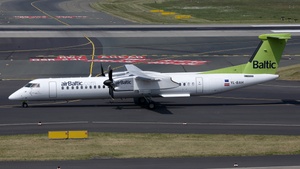 Photo of YL-BAH - Bombardier DHC-8-402 Dash 8 Q400 operated by airBaltic