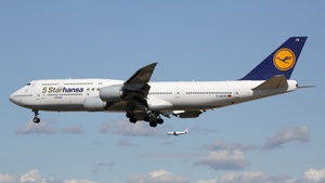 Photo of D-ABYM - Boeing 747-830 operated by Lufthansa