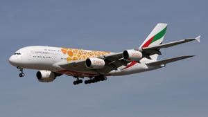 Photo of A6-EOU - Airbus A380-861 operated by Emirates