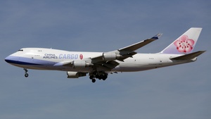 Photo of B-18725 - Boeing 747-409F operated by China Airlines Cargo