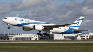Photo of 4X-ECD - Boeing 777-258(ER) operated by El Al Israel Airlines