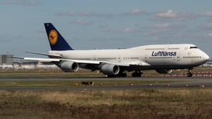 Photo of D-ABYO - Boeing 747-830 operated by Lufthansa