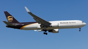 Photo of N324UP - Boeing 767-34AF operated by UPS United Parcel Service