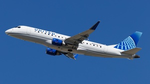 Photo of N88359 - Embraer ERJ-175LR operated by United Express (opb Mesa Airlines)