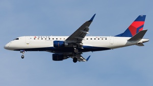 Photo of N223JQ - Embraer ERJ-175LR operated by Delta Connection (opb Republic Airways)