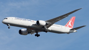 Photo of TC-LLZ - Boeing 787-9 Dreamliner operated by Turkish Airlines