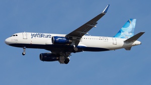 Photo with serial 5677 - Airbus A320-232