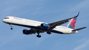 Photo of N594NW - Boeing 757-351 operated by Delta Air Lines